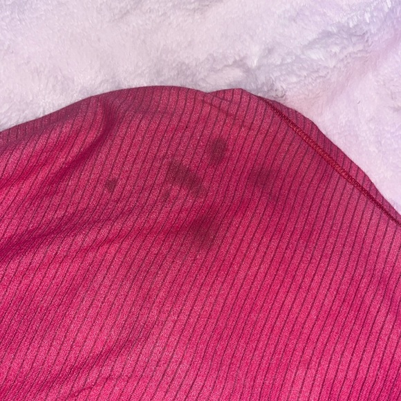 Two lululemon t shirts - Picture 14 of 15